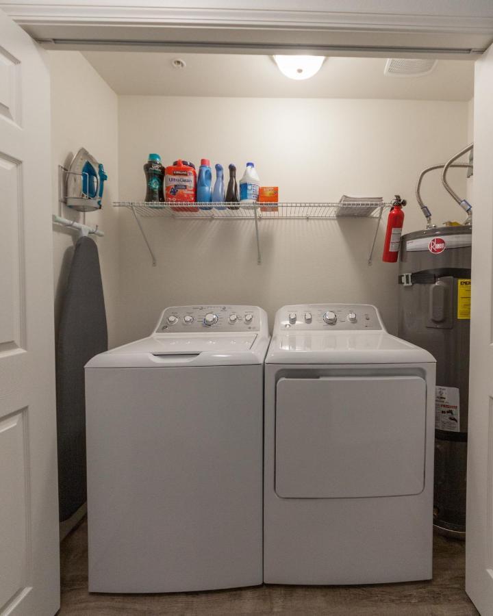 Modern And Stylish King Bed Wifi Free Parking Spokane Valley